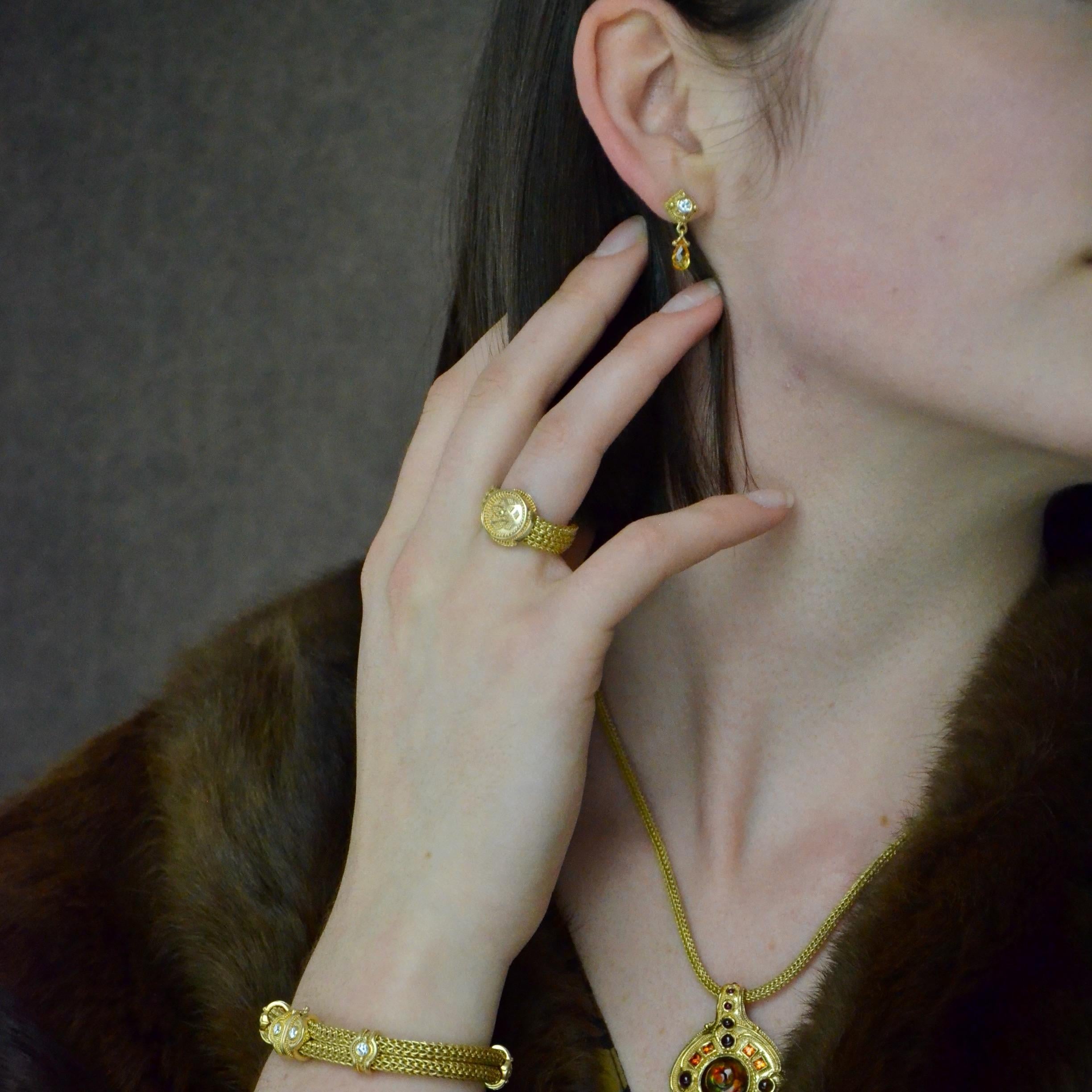 All Gold Round Chain Ring