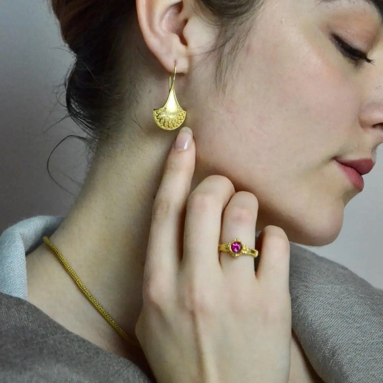 Fan Dangle Earrings