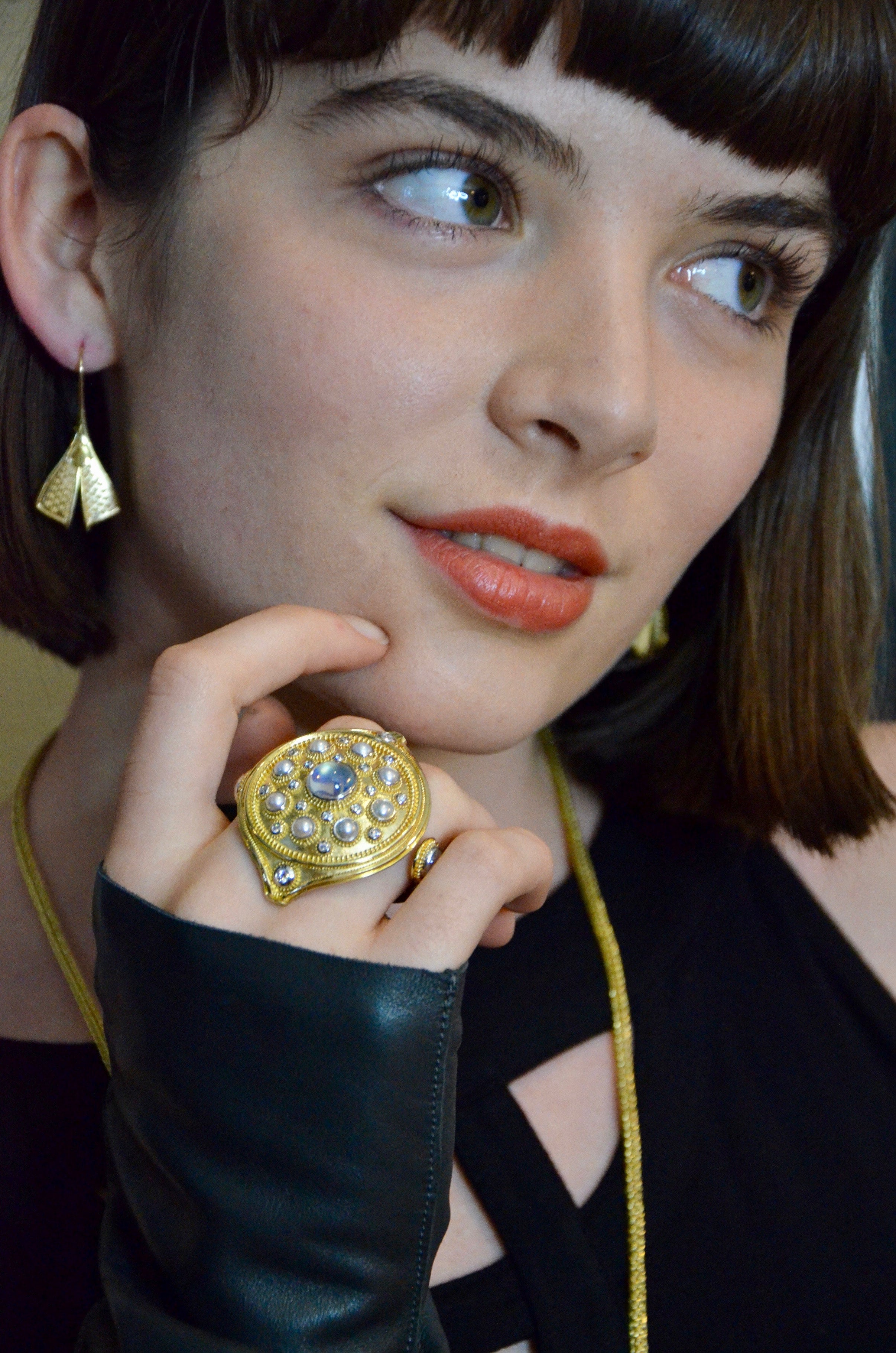 Polka Dot Mandala Hand Ornament in 18K and Platinum