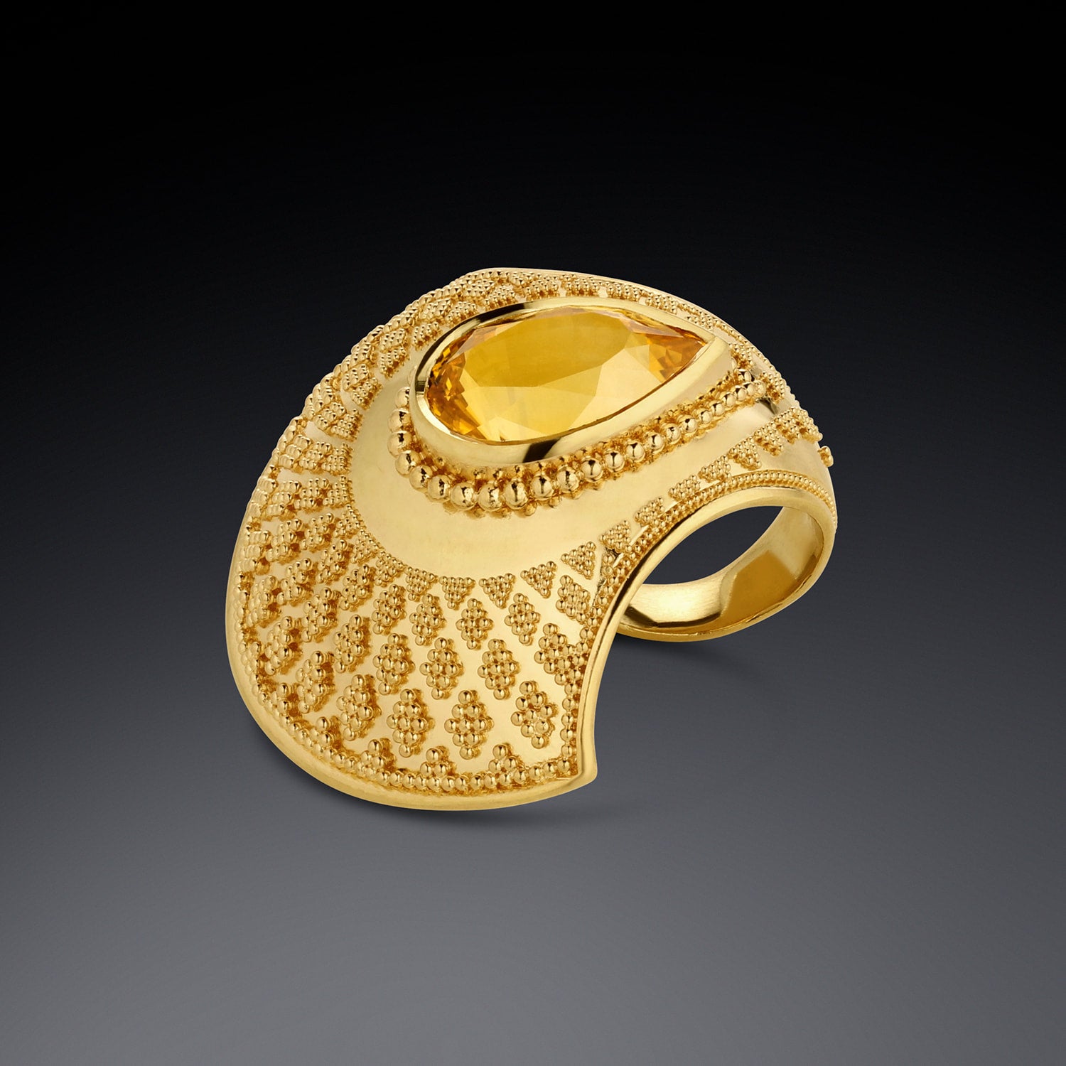 Golden Sapphire Shell Pendant
