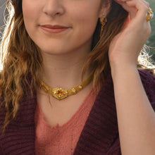 Necklace with hand woven chain: Golden Sapphire 5.54ct, Diamonds DEF VS .80ct, Golden Sapphire (in clasp) 1.18ct, 82.4gr 18k Gold.