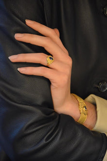 Blue Sapphire Solitaire Ring with 18 Karat Gold Granulation