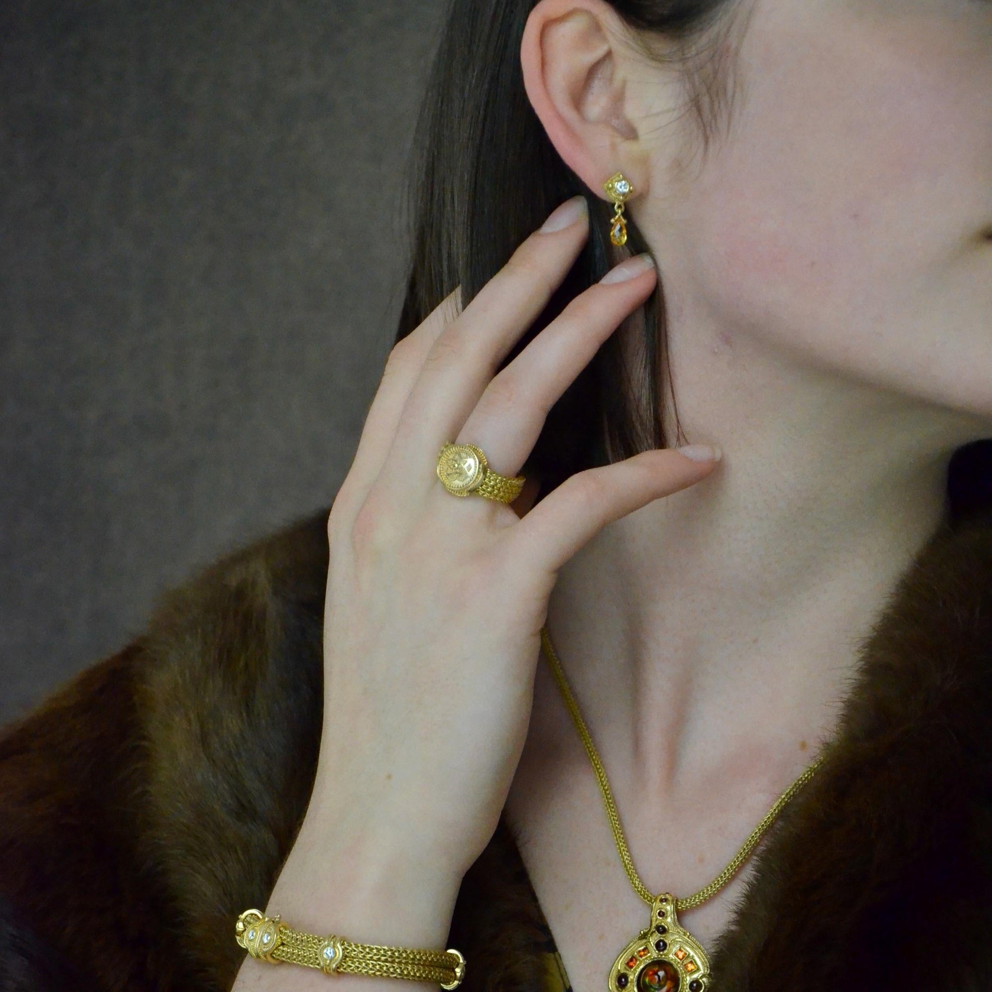 All Gold Chain Ring
