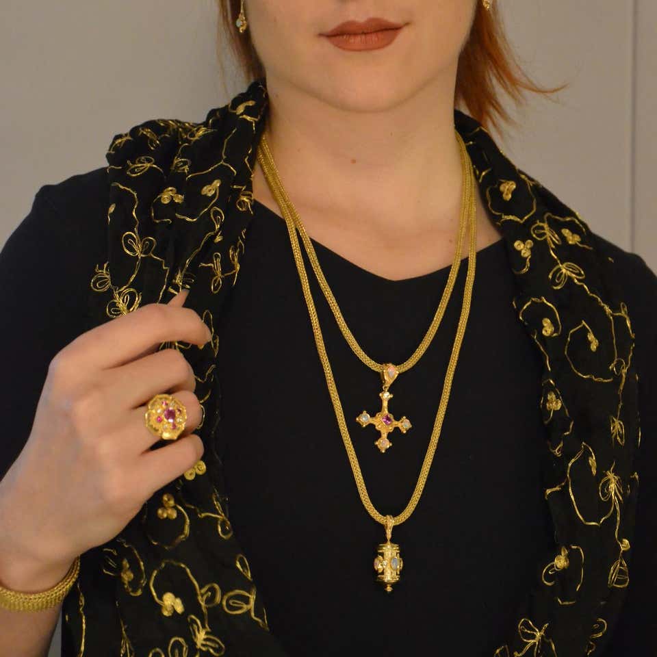 Kent Raible 18 Karat Gold Pink and Ruby Prayer Wheel Pendant with Granulation