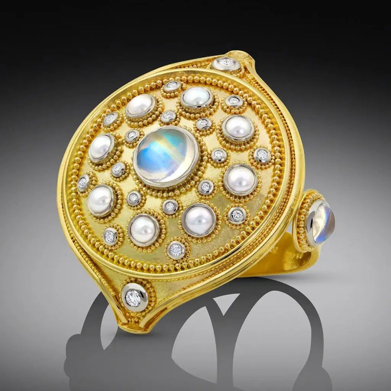 Polka Dot Mandala Hand Ornament in 18K and Platinum